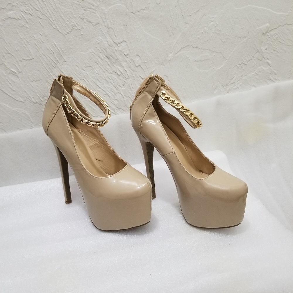 Gorgeous Pumps